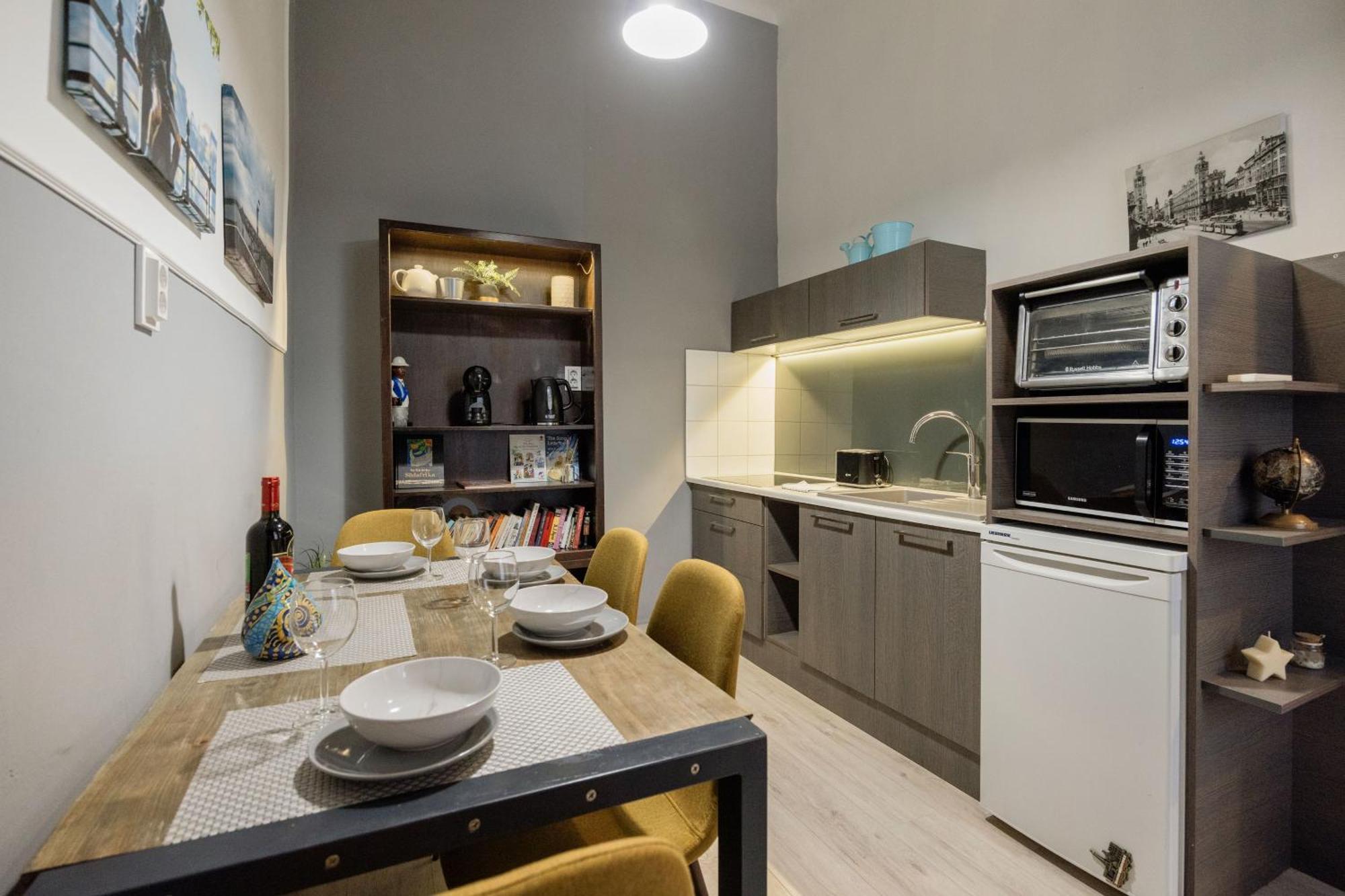 Apartament Urban Tranquillity By The Main Shopping Street Budapeszt Zewnętrze zdjęcie