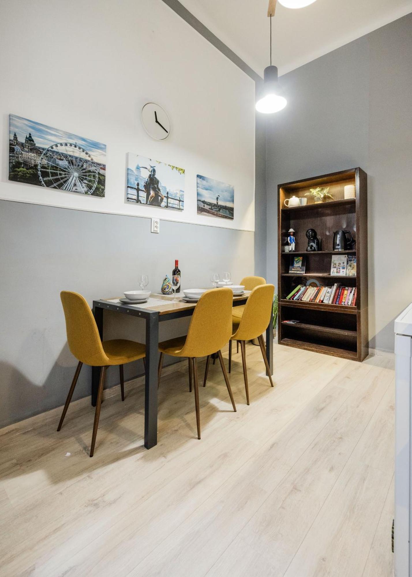 Apartament Urban Tranquillity By The Main Shopping Street Budapeszt Zewnętrze zdjęcie